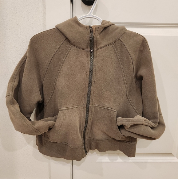 Lululemon Sweater - Picture 2 of 3